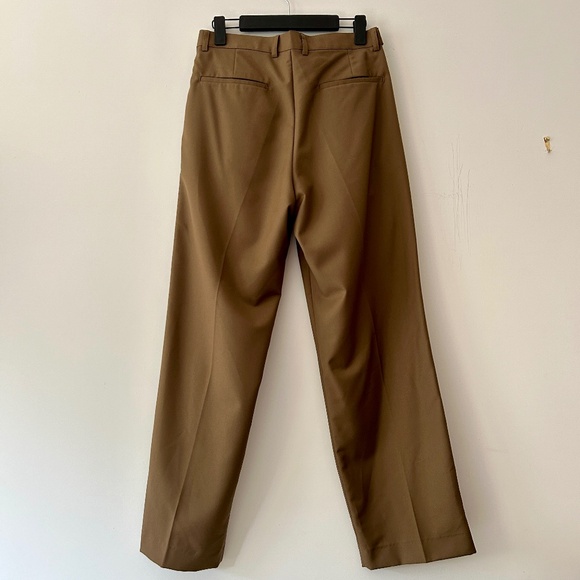 Estudio Niksen Answer Velcro Strap Pintuck Pants - Picture 2 of 9